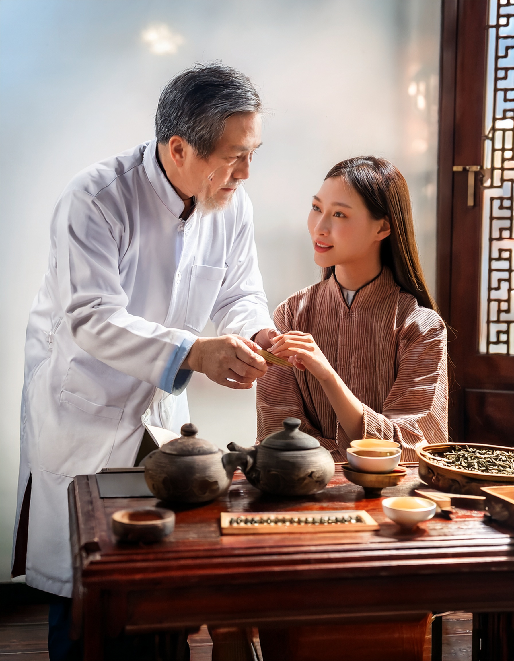 Xoa bóp Bấm huyệt cho người ngồi văn phòng: Những vùng cần lưu ý